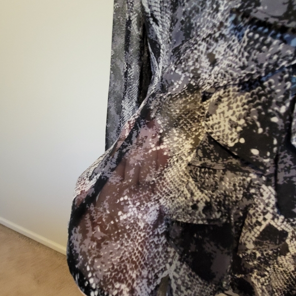 Snake Print Ruffle Blouse - Picture 6 of 8